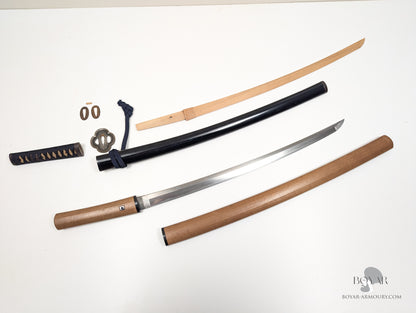 Japanese Sword Signed Kazusanokami Munemichi, Early Edo