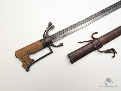 North African Nimcha, Horn Hilt