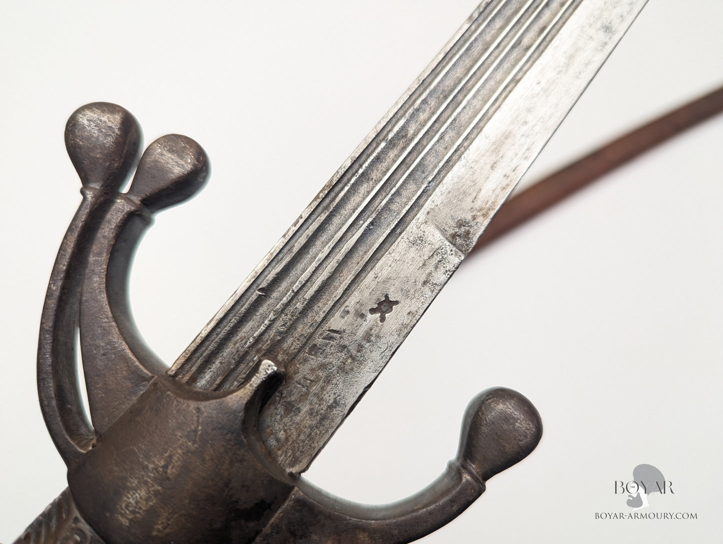 North African Nimcha, Horn Hilt