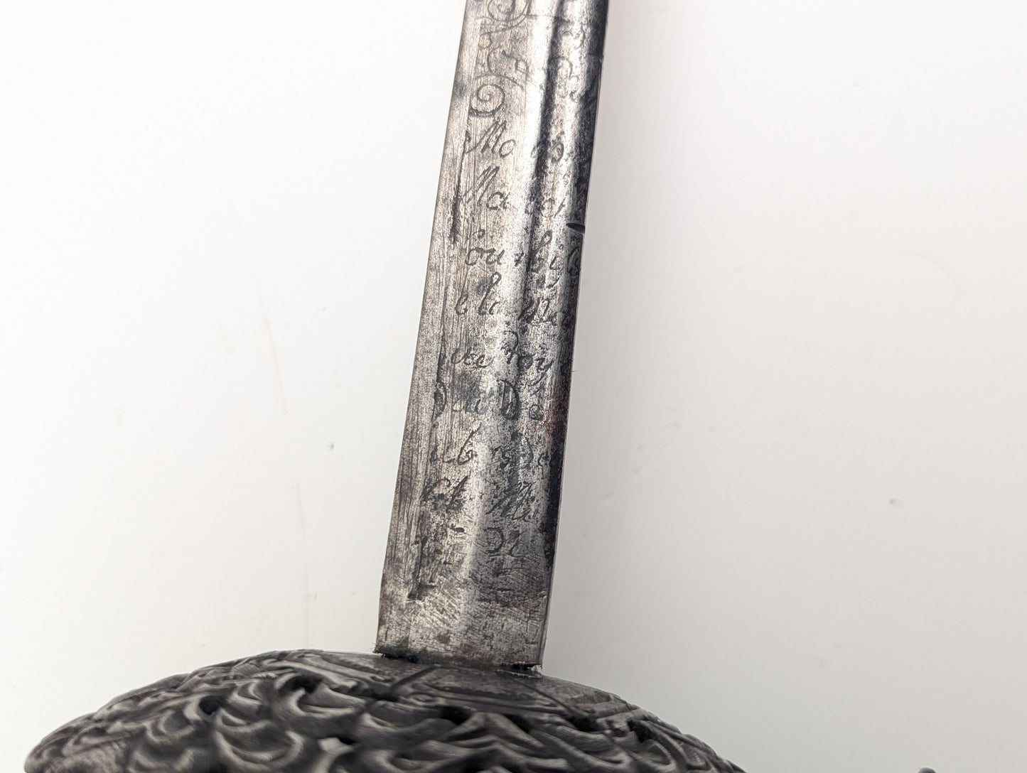 English Dish Hilt Rapier, 17th century