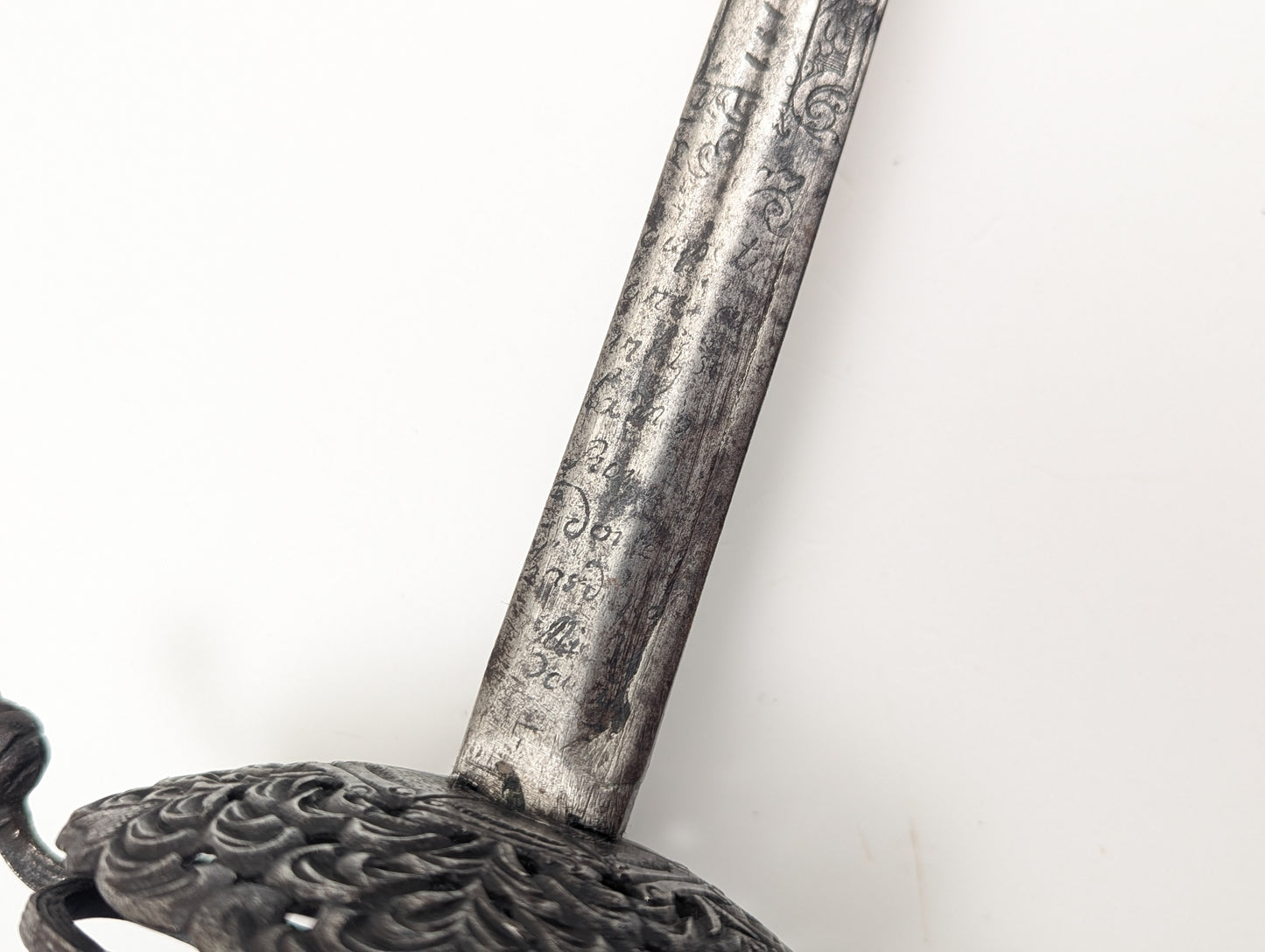 English Dish Hilt Rapier, 17th century