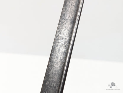 Early 1827 Pattern ’Pipeback’ Royal Navy Officer’s Sword Barnes & Co Sword