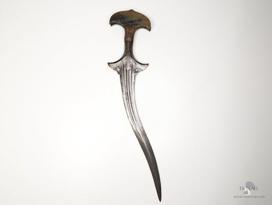 Horn Hilted Chilanum Dagger