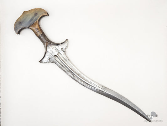 Horn Hilted Chilanum Dagger