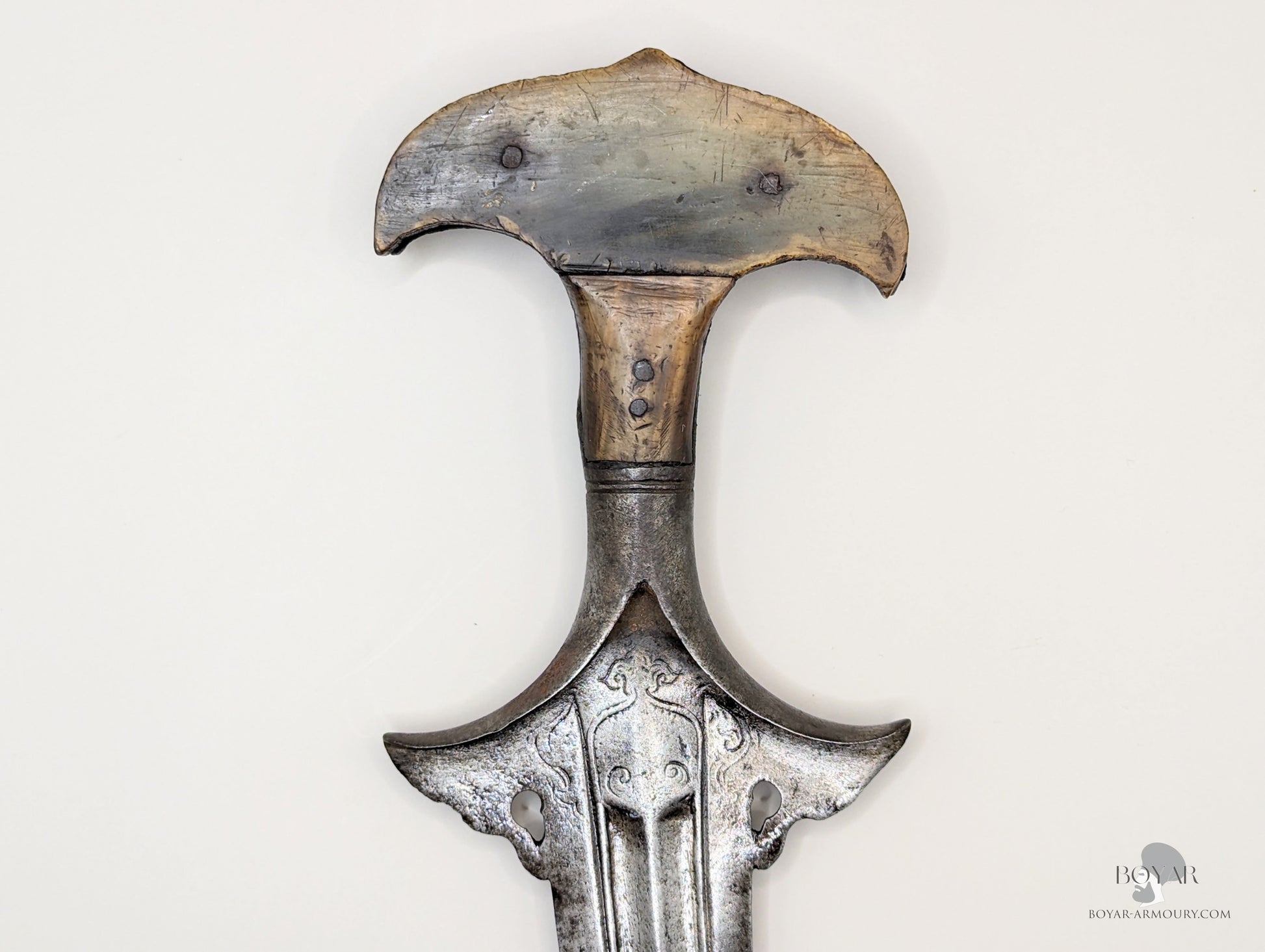 Horn Hilted Chilanum Dagger