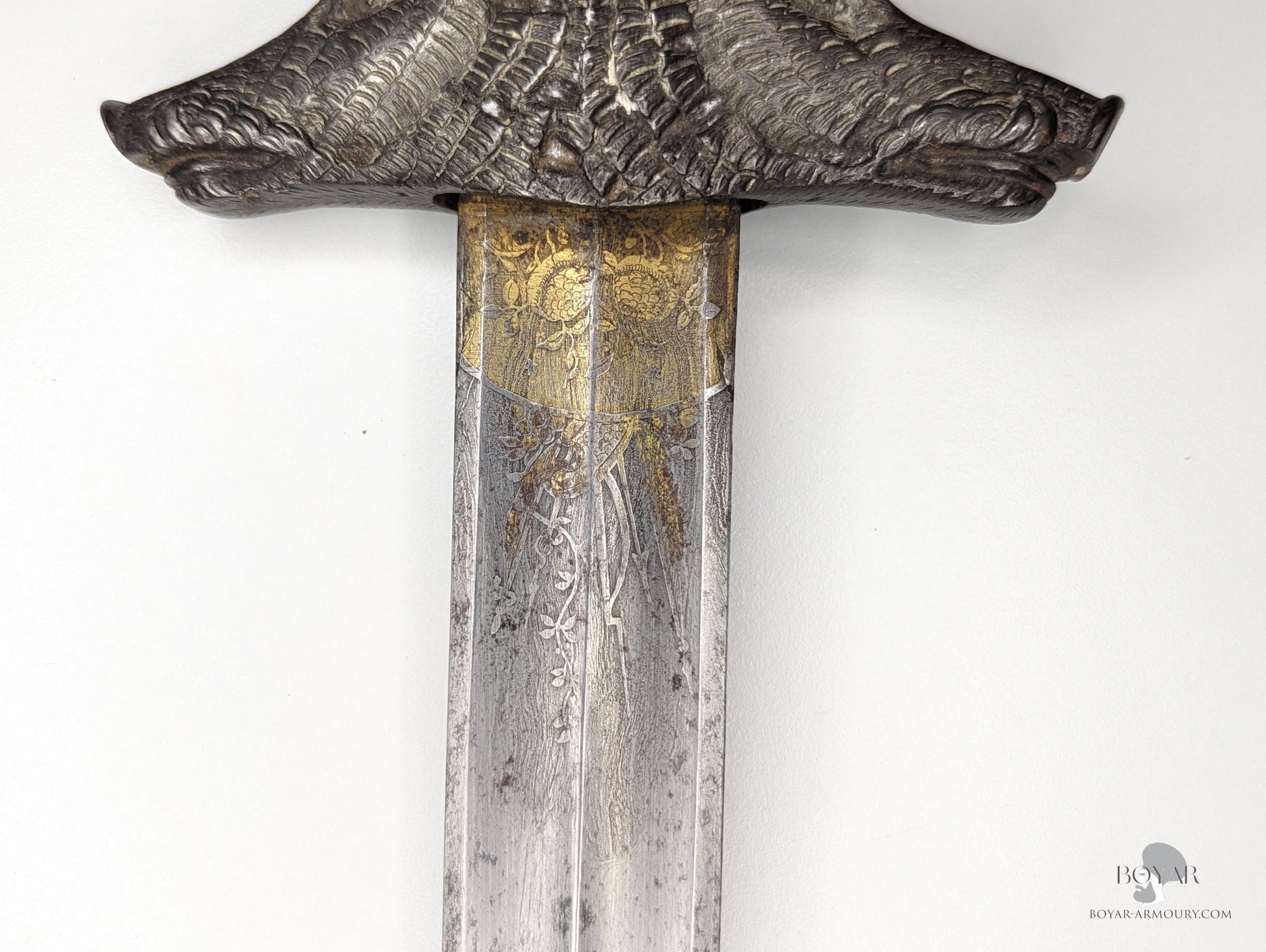 Hunting Hanger Gold & Damascus Blade Sword