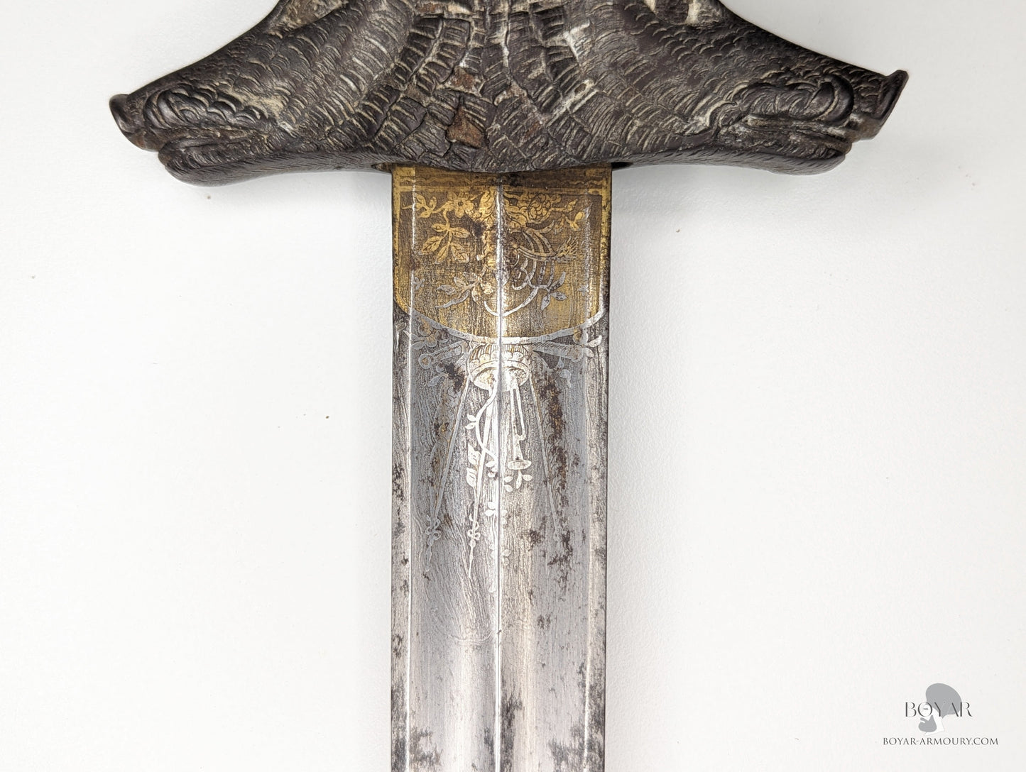 Hunting Hanger Gold & Damascus Blade Sword