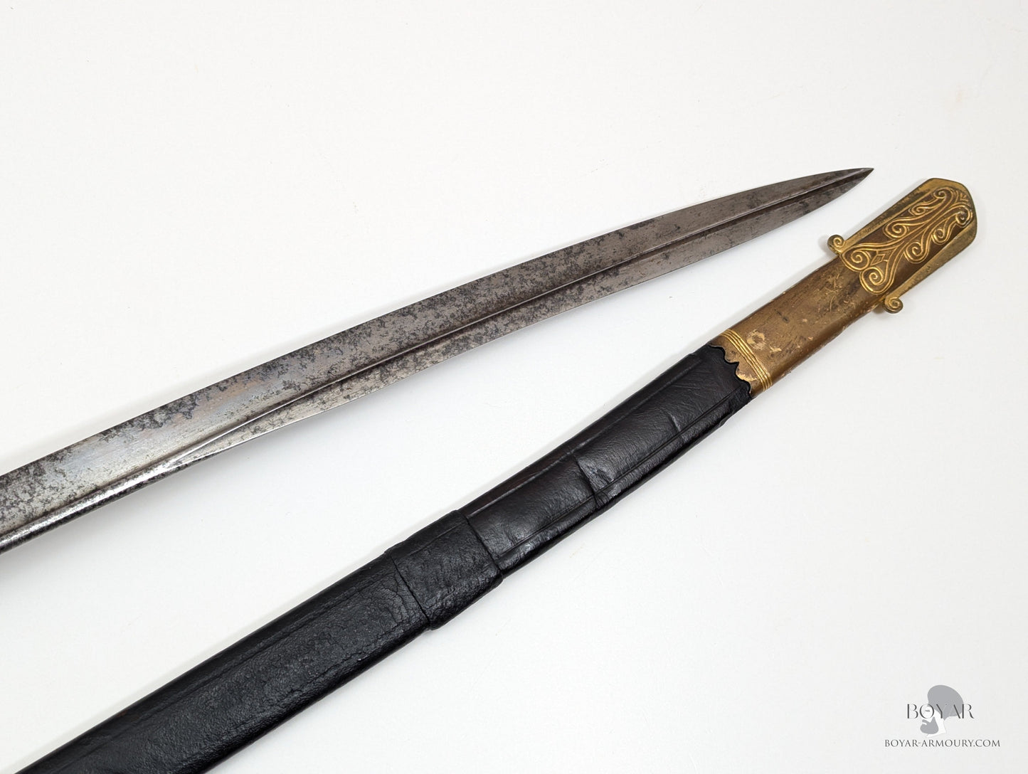 Royal Navy Officer’s Pipeback Sword